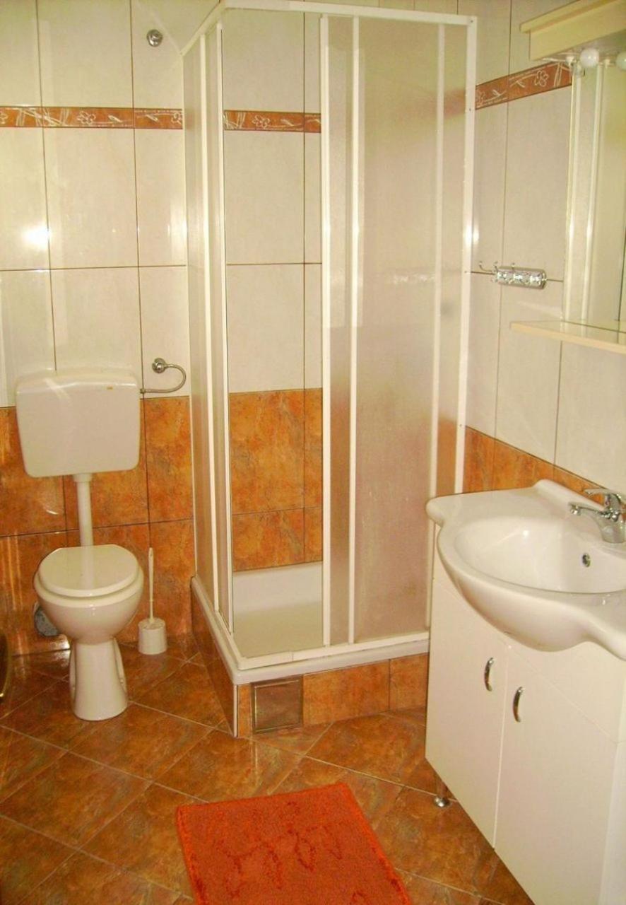 Apartment Dragica Малинска Экстерьер фото