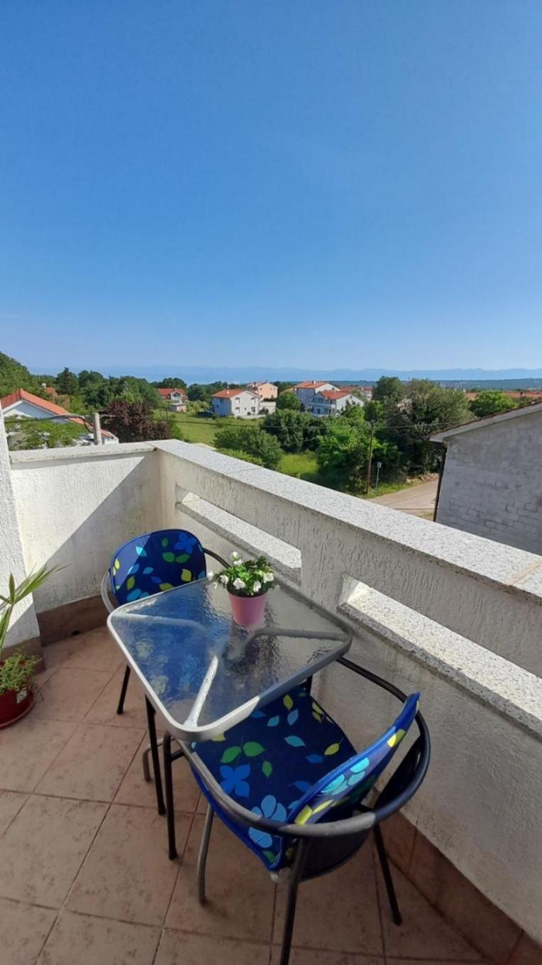 Apartment Dragica Малинска Экстерьер фото