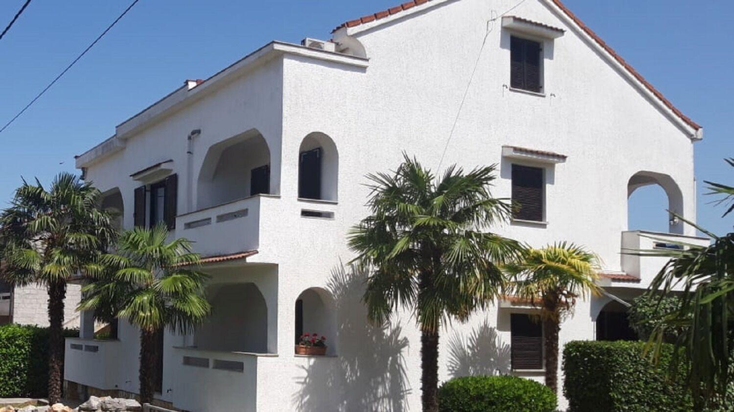 Apartment Dragica Малинска Экстерьер фото